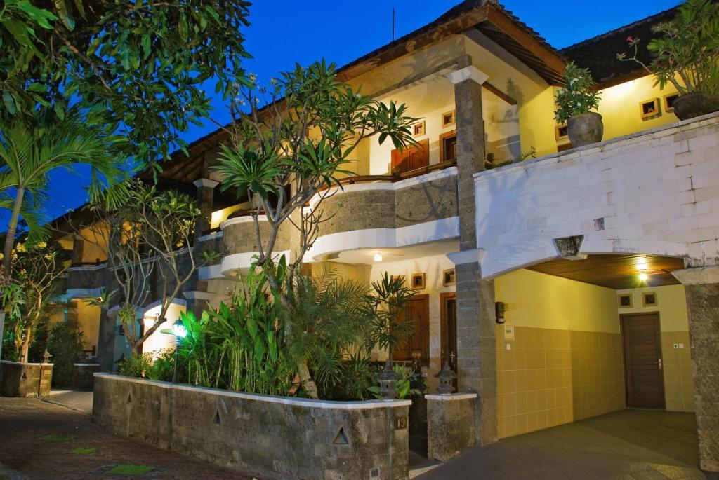 Taman Ayu 212 Hotel Denpasar Kültér fotó