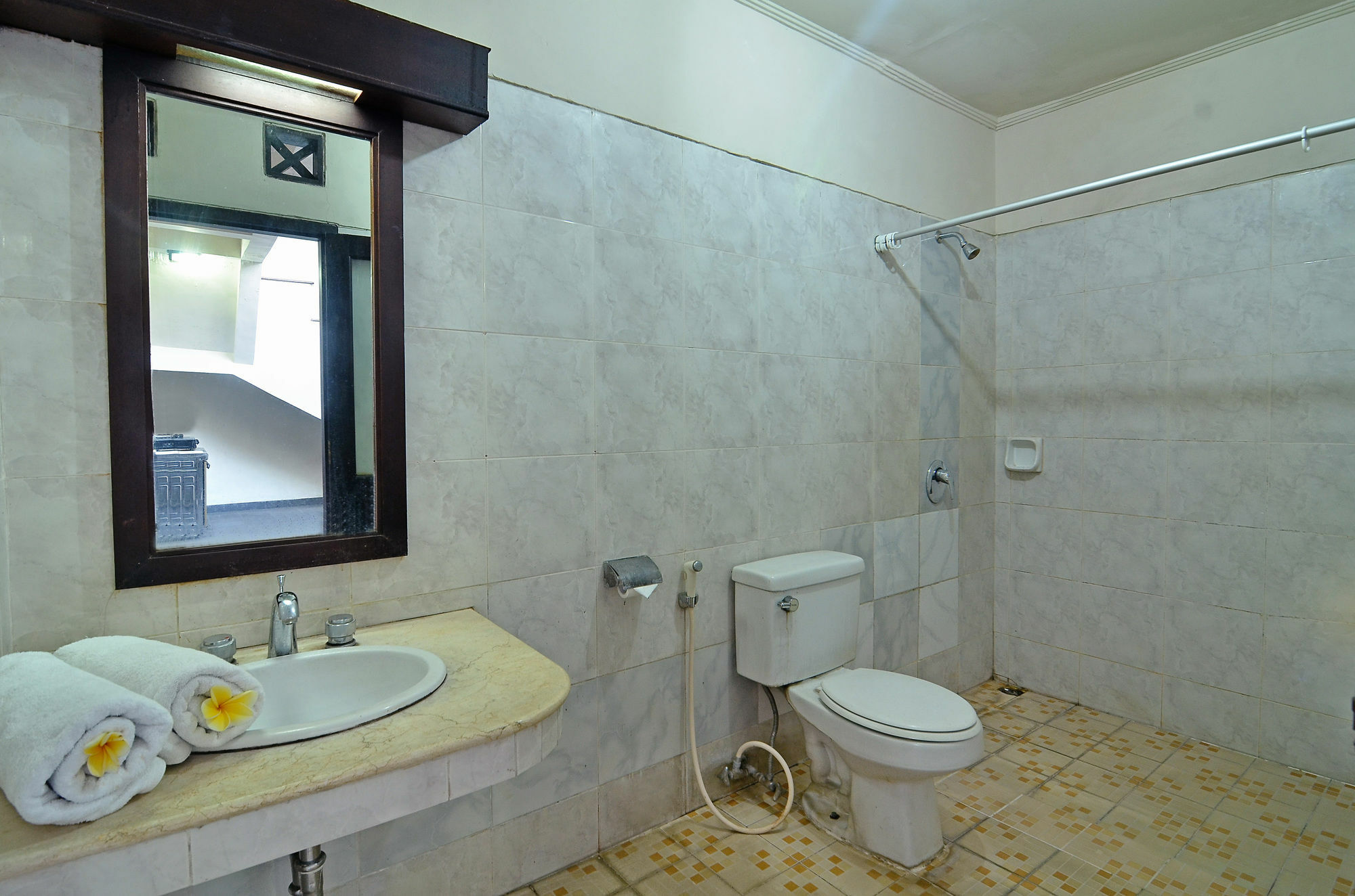 Taman Ayu 212 Hotel Denpasar Kültér fotó