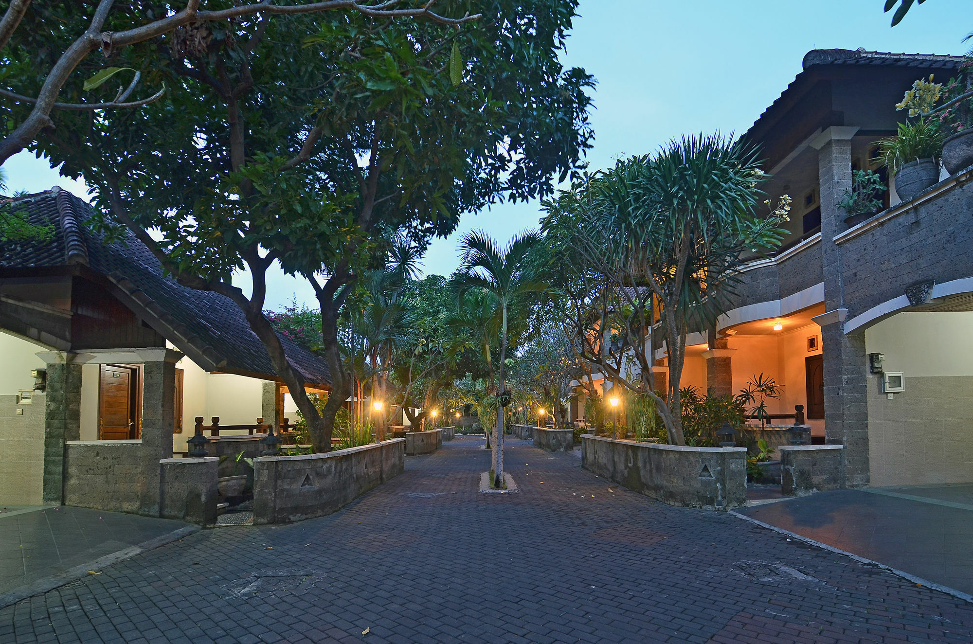 Taman Ayu 212 Hotel Denpasar Kültér fotó