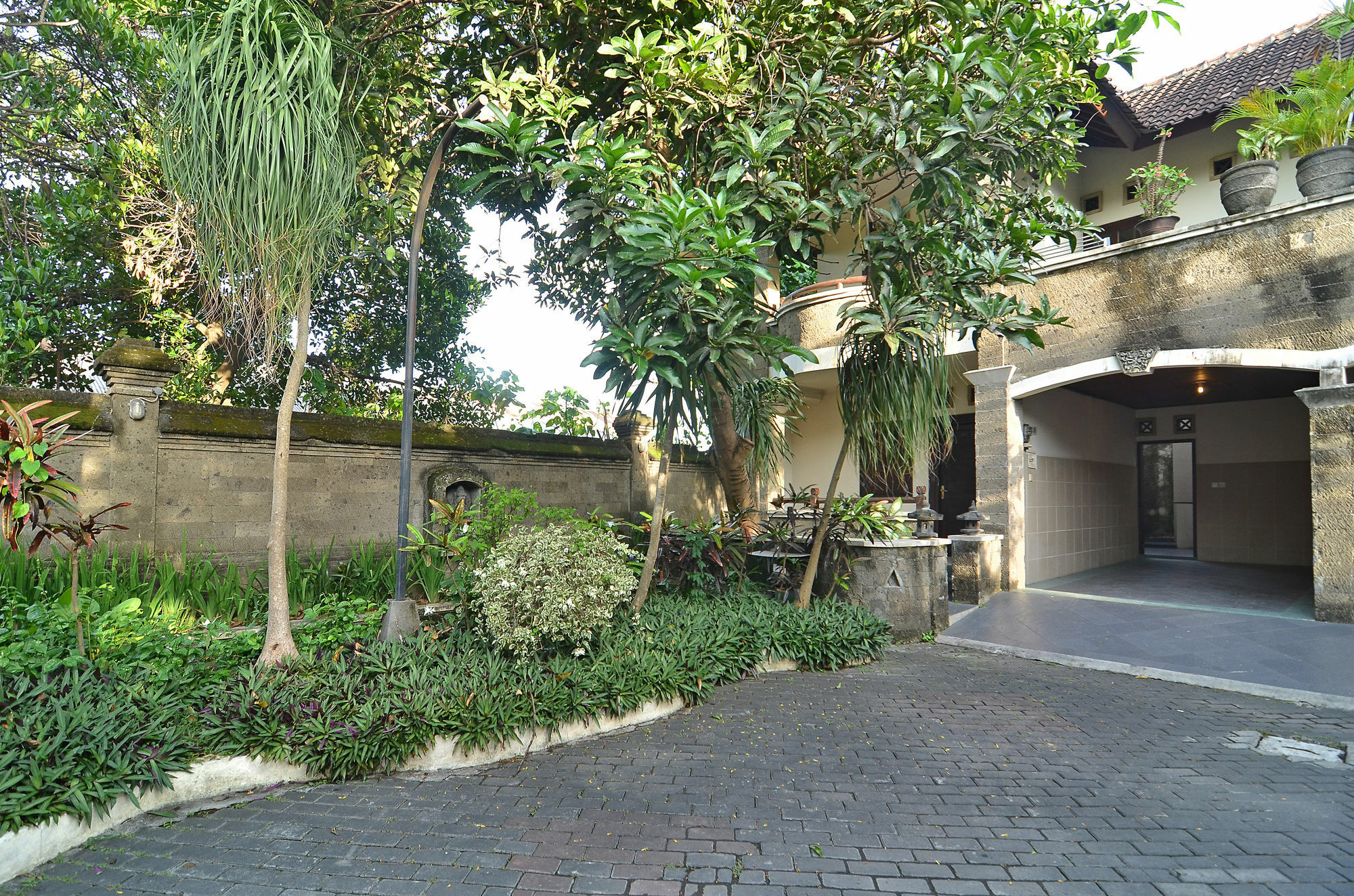 Taman Ayu 212 Hotel Denpasar Kültér fotó